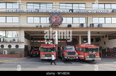 red fire trucks in front of the ricardo arango fire station in panama city Stock Photo