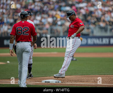 London Stadium, London, UK. 30th June, 2019. Mitel &amp; MLB Present London Series Baseball, Boston Red Sox versus New York Yankees; Rafael Devers Infield Third Base Player of the Boston Red Sox jumping on to 1st base in the bottom of the first innings Credit: Action Plus Sports/Alamy Live News Stock Photo