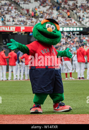 London Stadium, London, UK. 30th June, 2019. Mitel &amp; MLB Present London Series Baseball, Boston Red Sox versus New York Yankees; Boston Red Sox mascot Wally on the field of play before the game Credit: Action Plus Sports/Alamy Live News Stock Photo