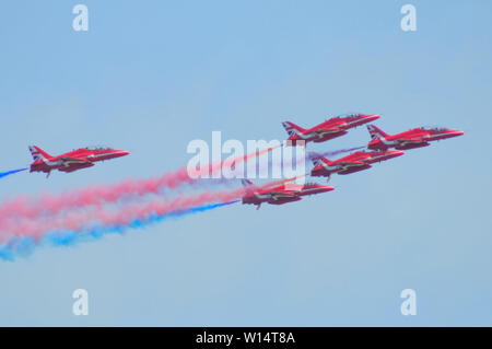 Folkestone, Kent, UK. 30th June 2019..Brilliant display by Royal Air Force Red Arrows display team over Folkestone.. Stock Photo