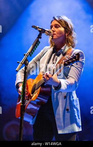 June 28, 2019 - Milwaukee, Wisconsin, U.S - BRANDI CARLILE during the Summerfest Music Festival in Milwaukee, Wisconsin (Credit Image: © Daniel DeSlover/ZUMA Wire) Stock Photo