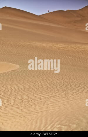 Shifting sand dunes-Takla Makan Desert. Yutian Keriya county-Xinjiang Uyghur region-China-0239 Stock Photo