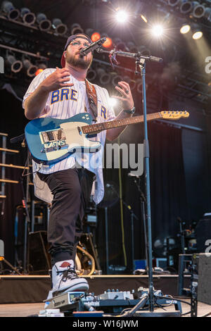 June 29, 2019 - Milwaukee, Wisconsin, U.S - MITCHELL TENPENNY during the Summerfest Music Festival in Milwaukee, Wisconsin (Credit Image: © Daniel DeSlover/ZUMA Wire) Stock Photo