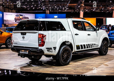 京商 Jコレクション 日産 ナバラ NAVARA PICK UP 稀少 - メルカリ