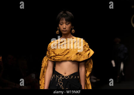 Berlin, Germany. 01st July, 2019. A model during show by Christoph Rump collections presented by Mercedes Benz, Berlin. Credit: Beata Siewicz/Pacific Press/Alamy Live News Stock Photo