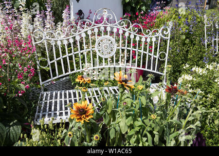 East Molesey,UK,1st July 2019,RHS Hampton Court Palace Garden Festival Press Day takes place before it officially opens tomorrow until Sunday 7th July. The world renowned flower show is a glamourous, fun and an educational day out which is attended by many celebrities. There are many gardens, floral displays, Marquees all set in the glorious grounds of Hampton Court Palace.Credit: Keith Larby/Alamy Live News Stock Photo