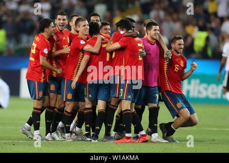 Udine, Italy. 30th June, 2019. firo: 30.06.2019, Football, International, UEFA U21 European Championship 2019, Final, Germany - Spain, #Spain, Spain, ESP, full figure, jubilation, | usage worldwide Credit: dpa/Alamy Live News Stock Photo