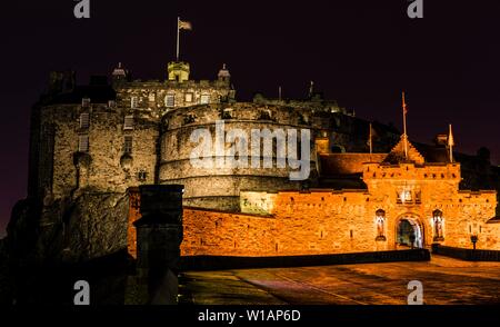 Illuminated Castle at Night, Edinburgh Castle, Historic Old Town, Edinburgh, Scotland, Great Britain Stock Photo