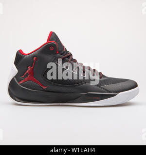 Nike jordan rising orders high 2