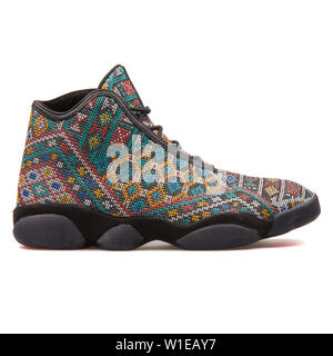 Nike jordan horizon premium on sale