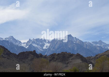 Early Spring in the Sierra Nevada: Alabama Hills and Mount Whitney Stock Photo