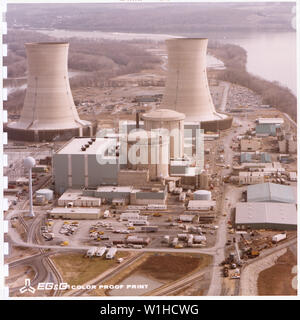 Oblique [view of] TMI [Three Mile Island]; Scope and content:  Three Mile Island Nuclear Generating Station after the March 1979 nuclear accident. Stock Photo