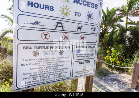 Florida Collier County,Fort Ft. Myers Beach,Gulf of Mexico Coast,public beach,park rules,sign,graphics,regulations,protected species,sea turtle nest,v Stock Photo