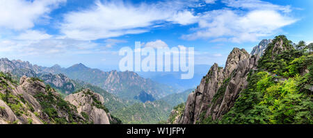 Landscape of Huangshan (Yellow Mountains).UNESCO World Heritage Site.Located in Huangshan,Anhui,China. Stock Photo