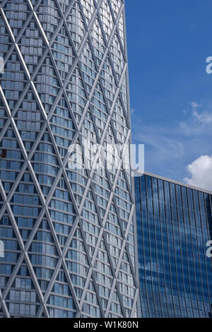 Newfoundland Quay and One Bank Street in  Canary Wharf, Isle of Dogs, East  London Stock Photo