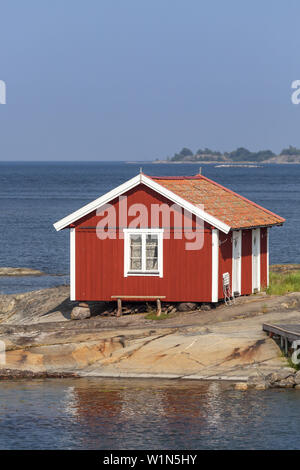 Lonely island in Sweden, Stockholm Archipelago Stock Photo - Alamy