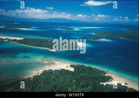 Inseln in der Blackett Strait, Solomon Islands Stock Photo