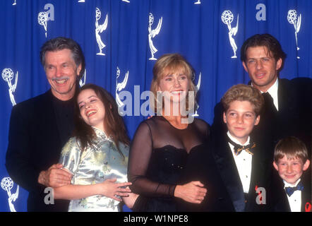 Pasadena, California, USA 11th September 1994 Actor Tom Skerritt, actress Holly Marie Combs, actress Kathy Baker, actor Justin Shenkarow, actor Costas Mandylor and actor Adam Wylie attend the 46th Annual Primetime Emmy Awards on September 11, 1994 at Pasadena Civic Auditorium in Pasadena, California, USA. Photo by Barry King/Alamy Stock Photo Stock Photo