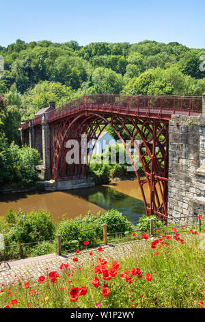 ironbridge shropshire Ironbridge bridge over the river severn in ironbridge gorge seen from the viewpoint Iron bridge Shropshire england GB UK europe Stock Photo