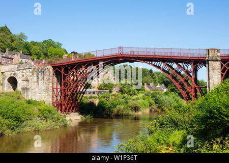 Ironbridge Shropshire the Ironbridge bridge over the River Severn in  ironbridge gorge Iron bridge Shropshire england GB UK europe Stock Photo