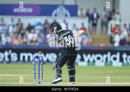 Chester le Street, Co Durham, UK. 3rd July, 2019. New Zealand's James Neesham is bowled by Mark Wood during the ICC Cricket World Cup 2019 match between England and New Zealand at Emirates Riverside, Chester le Street on Wednesday 3rd July 2019. (Credit: Mark Fletcher | MI News) Credit: MI News & Sport /Alamy Live News Stock Photo