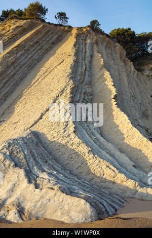 Uplifted Sandstone Layers and Cliff, Bowling Ball Beach, Gualala, California, USA Stock Photo