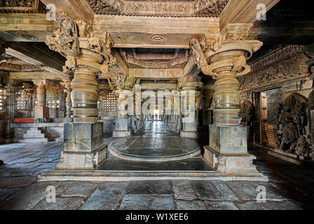 interior shot of Halebid Hoysaleswara Jain temple, Dwarasamudra (gateway to the seas), Halebidu, Hassan, Karnataka, India Stock Photo