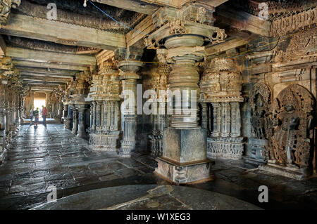 interior shot of Halebid Hoysaleswara Jain temple, Dwarasamudra (gateway to the seas), Halebidu, Hassan, Karnataka, India Stock Photo