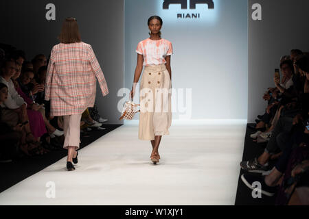A model during Riani show  at MBFW in Berlin. (Photo by Beata Siewicz/Pacific Press) Stock Photo