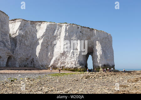 Kingsgate Bay Sea Arch, Margate, Kent, England Stock Photo