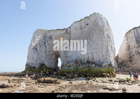 Kingsgate Bay Sea Arch, Margate, Kent, England Stock Photo