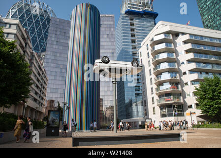 La Défense (Pariser Geschäftsviertel). // La Défense (Paris business district). Stock Photo