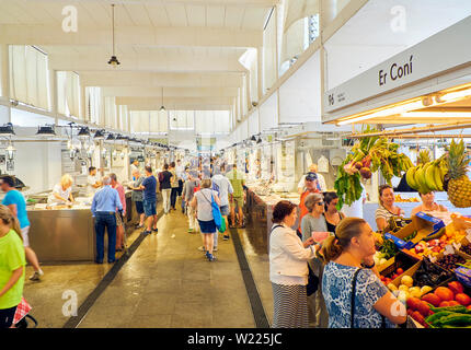 Cadiz, Spain - June 22, 2019. Citizens shopping in Cadiz downtown Market, Mercado Central de Abastos. Cadiz, Andalusia, Spain. Stock Photo