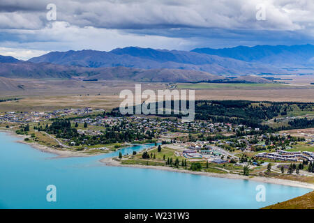 Lake Tekapo Town and Lake Tekapo, Canterbury Region, South Island, New Zealand Stock Photo