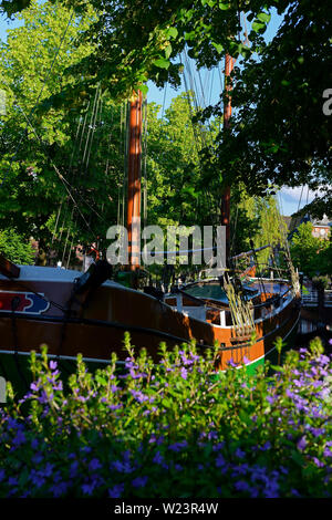 papenburg, niedersachsen/germany - june 22, 2016: the replica of the historeic sailing cargo ship margaretha von papenburg on hauptkanal in the city c Stock Photo