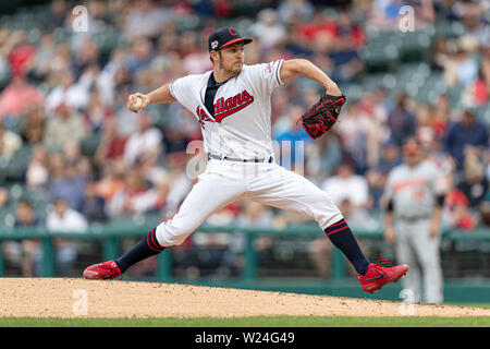 Download Trevor Bauer Pitching With Cleveland On Shirt Wallpaper