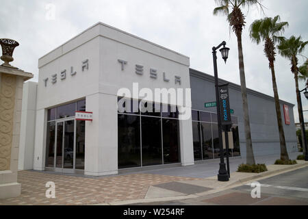 Jacksonville's St. Johns Town Center Tesla Store Has Closed