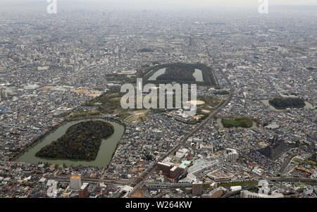 Daisen Mausoleum of Emperor Nintoku in Sakai, Japan Stock Photo - Alamy