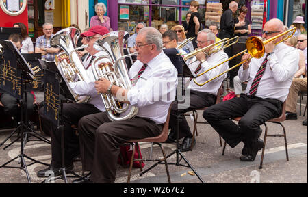 Clonakilty, West Cork, Ireland, 6th July 2019, The Old Time Fair and Band Championship took place in Clonakilty today. Bands came from all over the world and with temperatures into the 20’s there was music and dancing in the streets enjoying the sunshine.  Credit aphperspective/ Alamy Live News Stock Photo