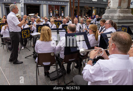 Clonakilty, West Cork, Ireland, 6th July 2019, The Old Time Fair and Band Championship took place in Clonakilty today. Bands came from all over the world and with temperatures into the 20’s there was music and dancing in the streets enjoying the sunshine.  Credit aphperspective/ Alamy Live News Stock Photo