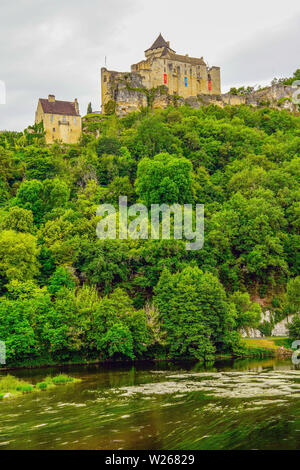 Château de Castelnaud-la-Chapelle, is medieval fortress in the commune of Castelnaud-la-Chapelle, overlooking the Dordogne River in Périgord, southern Stock Photo