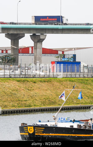 Genevilliers harbor, Hauts-de-Seine, Ile-de-France, France Stock Photo