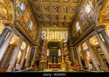 Golden Angel Decorations High Altar Basilica Santa Maria Maggiore Rome Italy. One of 4 Papal basilicas, built 422-432, built in honor of Virgin Mary, Stock Photo