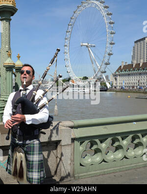 bagpipe player bww bagpipe player bww