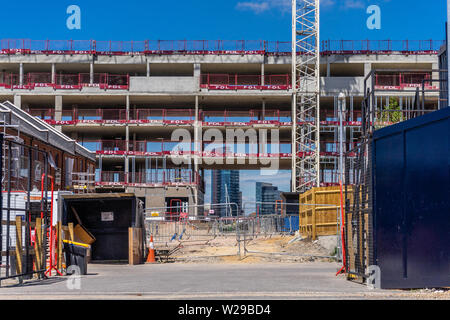 Entrance to The Crest Nicholson Centenary Quay building site in the Woolston district of Southampton, England, UK Stock Photo