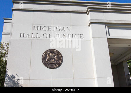 Lasing, Michigan, USA - September 17, 2018: Exterior of the Michigan Hall of Justice in downtown Lansing. The building is home to the Supreme Court. Stock Photo