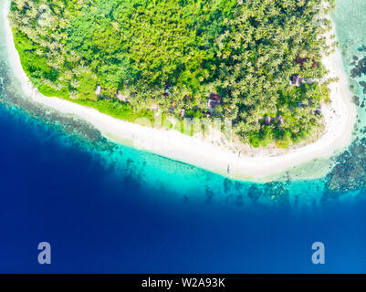 Aerial top down view Banyak Islands Sumatra tropical archipelago Indonesia, coral reef white sand beach beach turquoise water. Travel destination, div Stock Photo