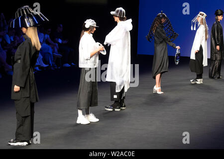 Madrid, Spain. 06th July, 2019. Models at the Alaska Fashion Show at the Mercedes-Benz Fashion Week Madrid Spring/Summer 2020 at the fairground Ifema. Madrid, 06.07.2019 | usage worldwide Credit: dpa/Alamy Live News Stock Photo