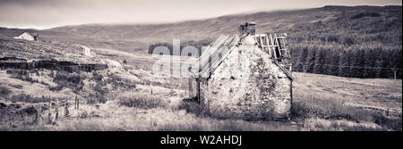 Old house - abandoned cottage in Highlands of Scotland Stock Photo