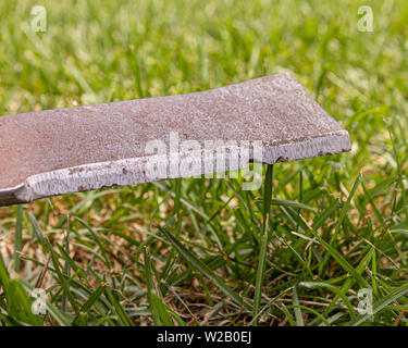 Rusty lawn mower hi-res stock photography and images - Alamy